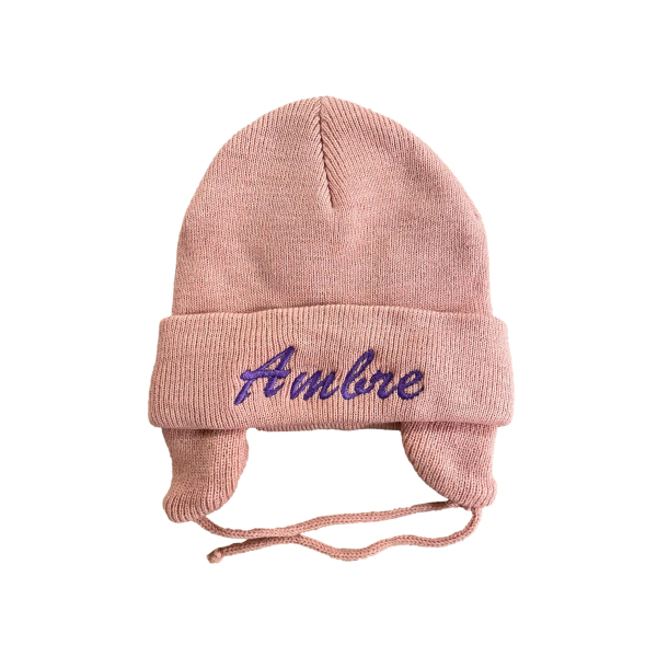 Bonnet rose pour bébé brodé et personnalisé